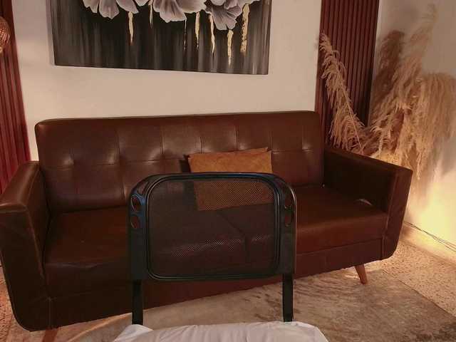Dulcedeyan live webcam show