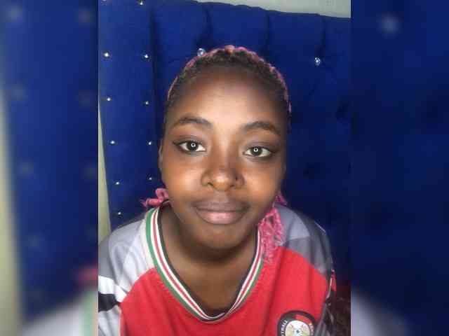 Fluffynishy webcam