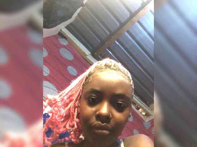 Fluffynishy webcam