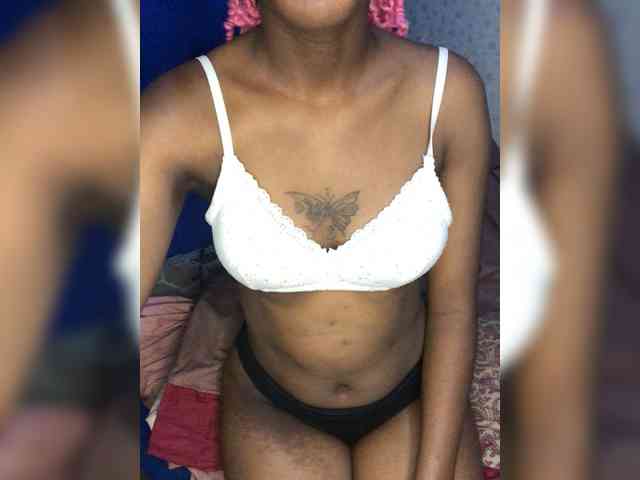 Fluffynishy webcam