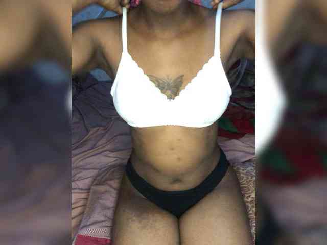 Fluffynishy webcam