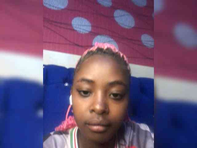 Fluffynishy webcam