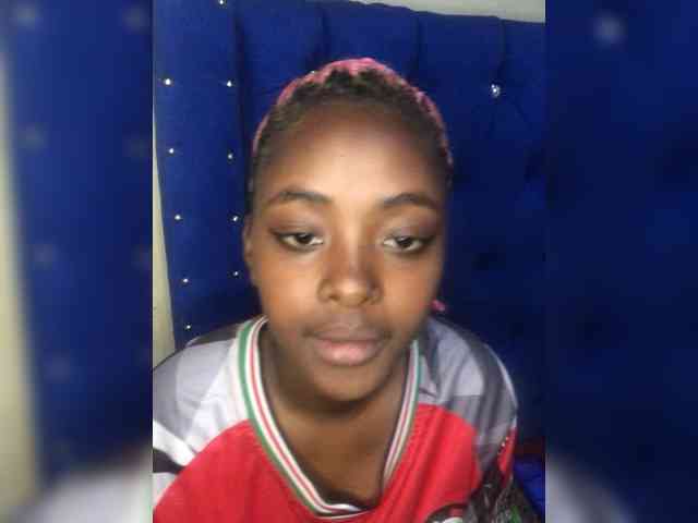 Fluffynishy webcam