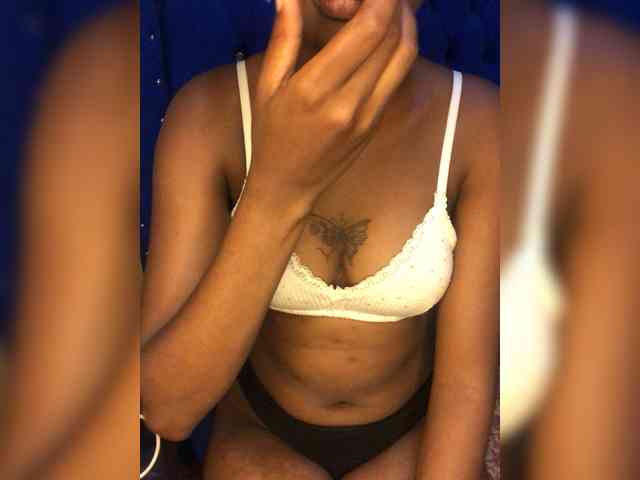 Fluffynishy webcam