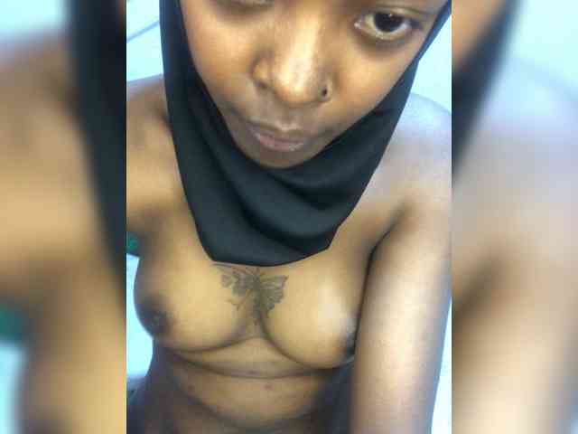 Fluffynishy webcam