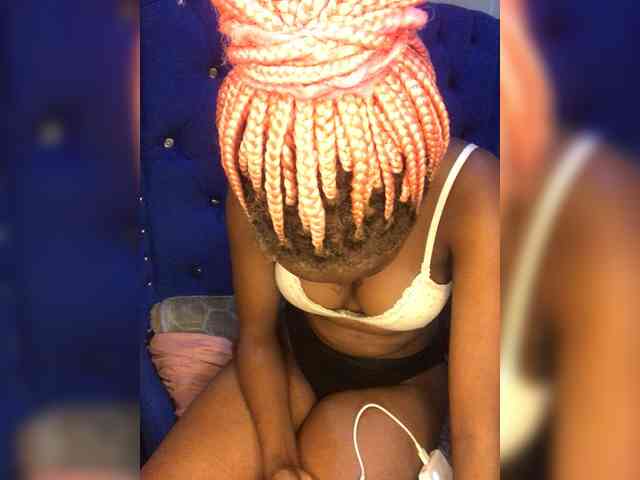 Fluffynishy webcam