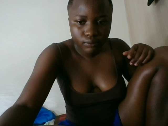 Niceone5 live cam on BongaCams