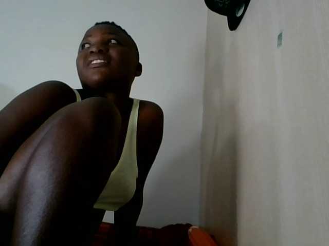 Niceone5 live cam on BongaCams