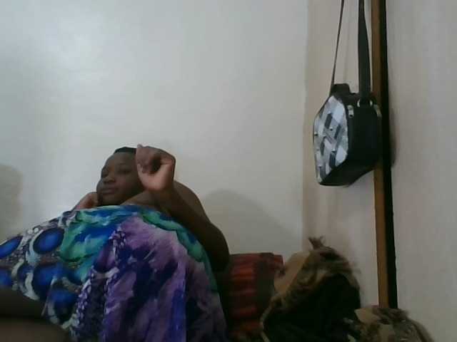 Niceone5 live cam on BongaCams