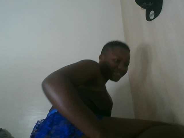Niceone5 live cam on BongaCams
