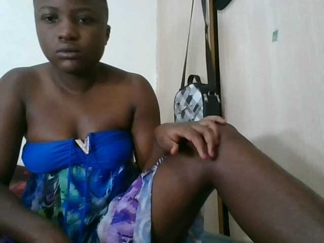 Niceone5 live cam on BongaCams