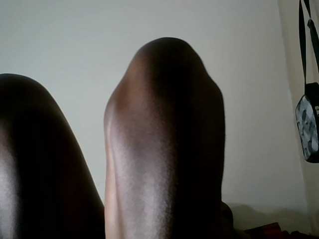 Niceone5 live cam on BongaCams