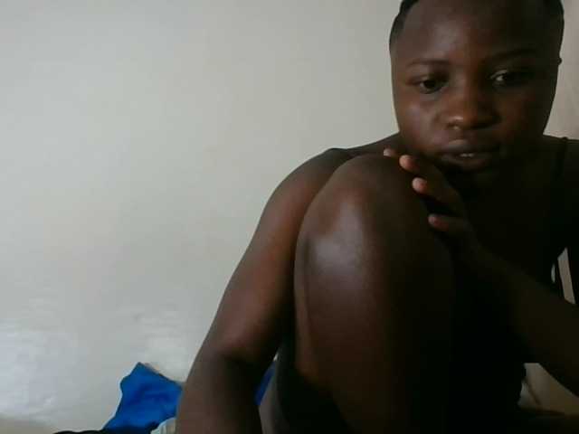 Niceone5 live cam on BongaCams