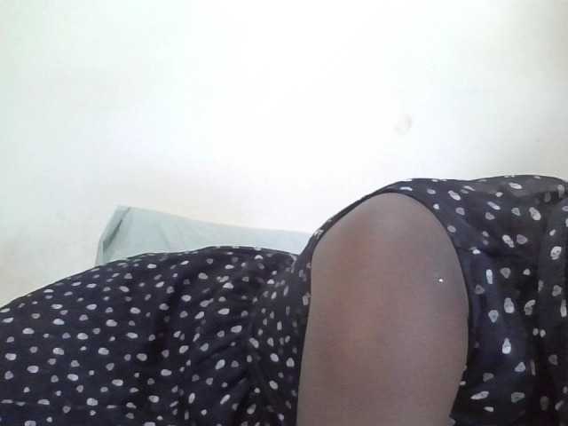 Niceone5 live cam on BongaCams