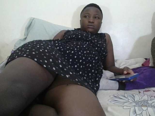 Niceone5 live cam on BongaCams