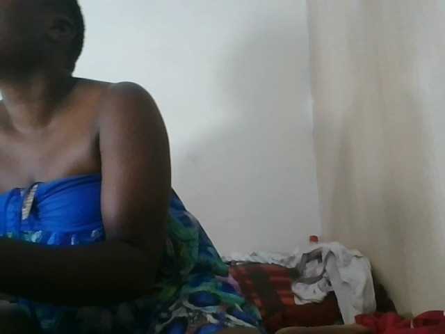 Niceone5 live cam on BongaCams