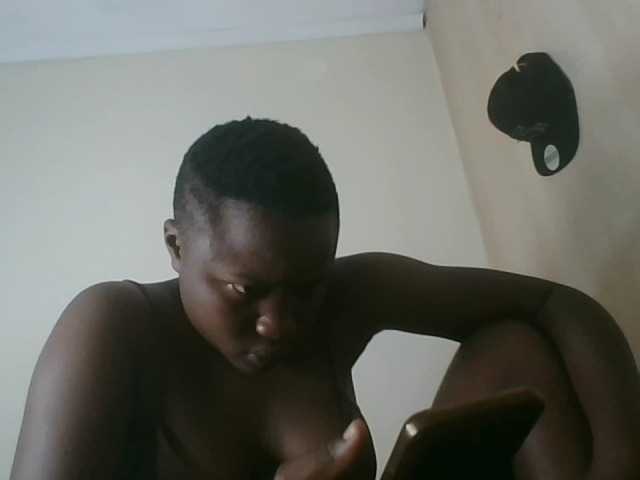 Niceone5 live cam on BongaCams