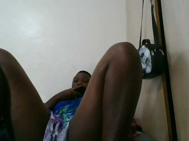 Niceone5 live cam on BongaCams