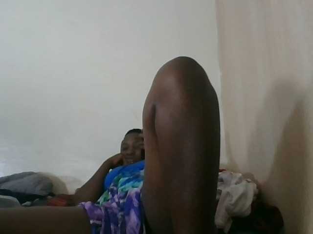 Niceone5 live cam on BongaCams
