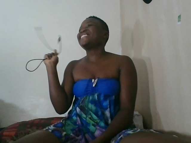 Niceone5 live cam on BongaCams