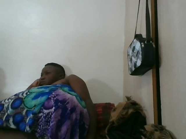 Niceone5 live cam on BongaCams
