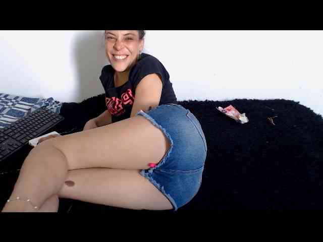 doll-nefertari webcam