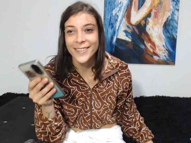 doll-nefertari webcam