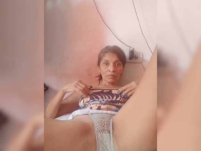 Coty231 live cam on BongaCams