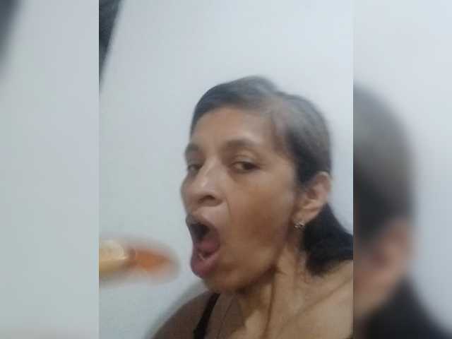 Coty231 live cam on BongaCams
