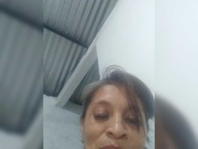 Coty231 live cam on BongaCams