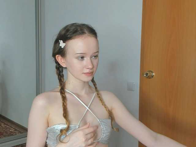 babymollyy2 live cam on BongaCams