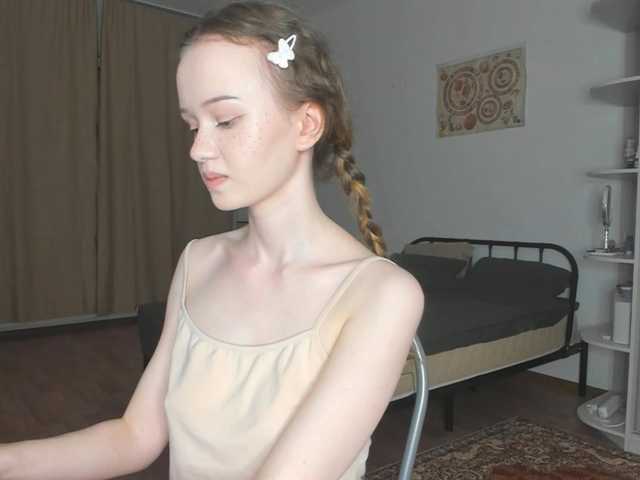 babymollyy2 live cam on BongaCams