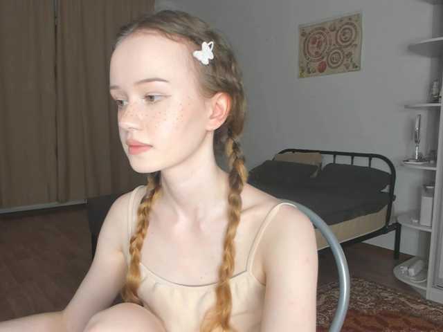 babymollyy2 live cam on BongaCams