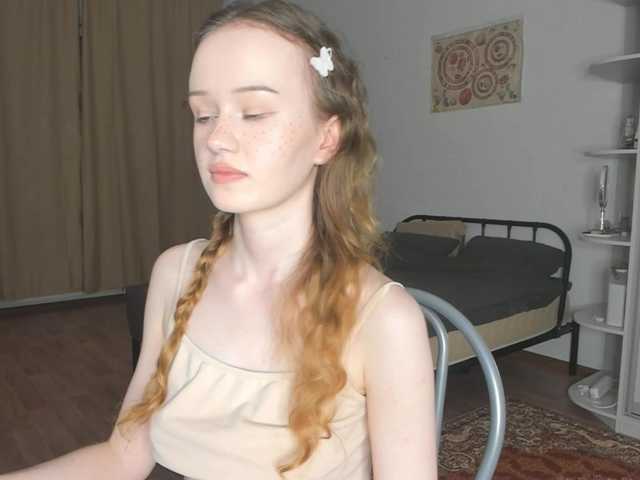 babymollyy2 live cam on BongaCams