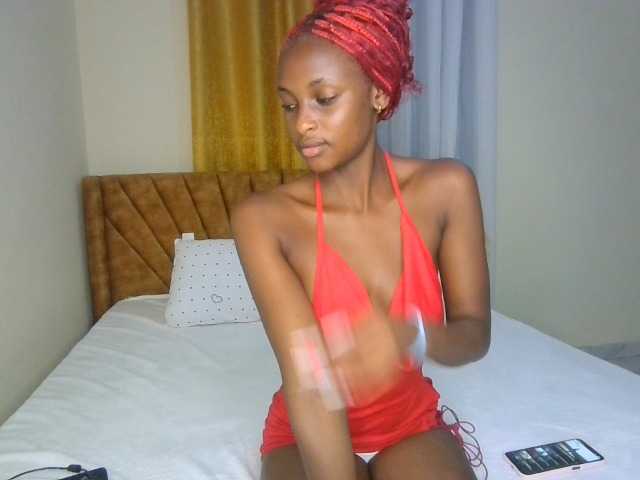 JoziBaddiee live cam on BongaCams