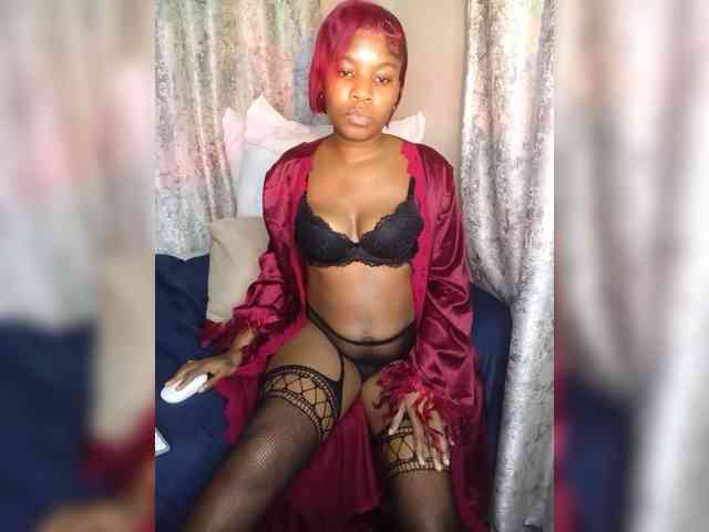 JoziBaddiee webcam