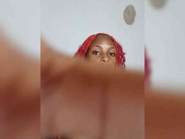 JoziBaddiee webcam