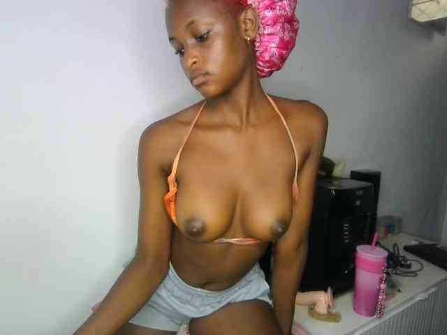 JoziBaddiee webcam