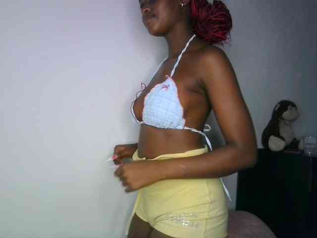 JoziBaddiee webcam