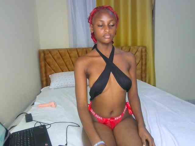 JoziBaddiee webcam