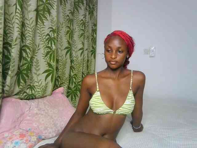 JoziBaddiee webcam
