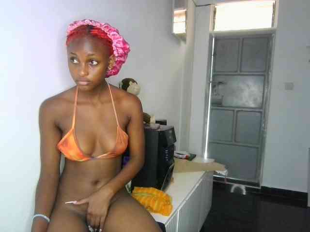 JoziBaddiee webcam