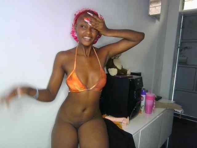 JoziBaddiee webcam
