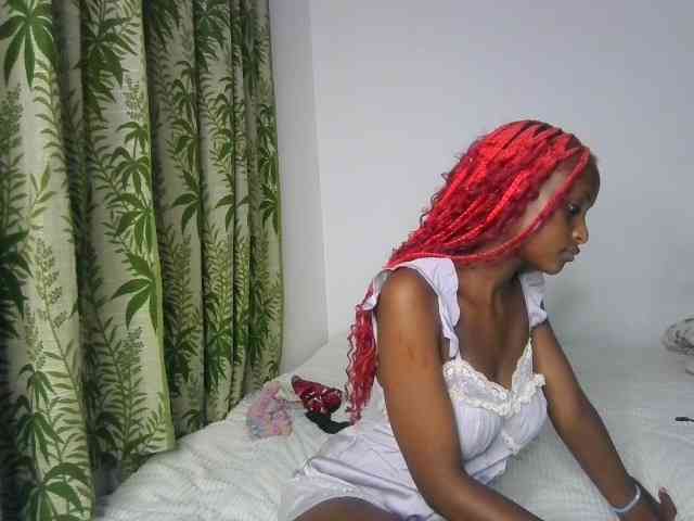 JoziBaddiee webcam