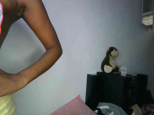 JoziBaddiee webcam