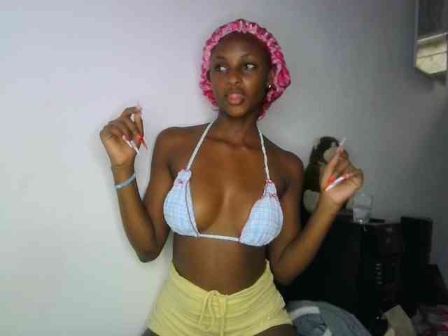 JoziBaddiee webcam