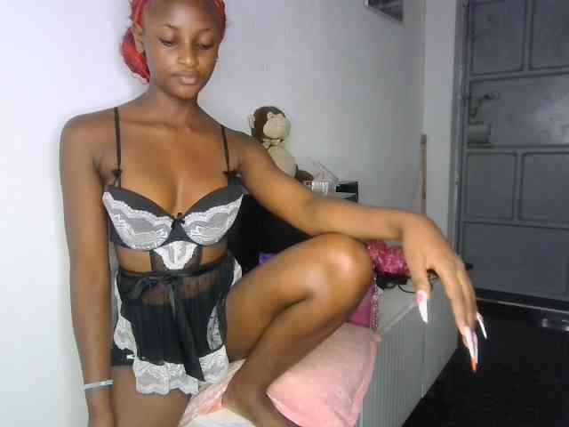 JoziBaddiee webcam