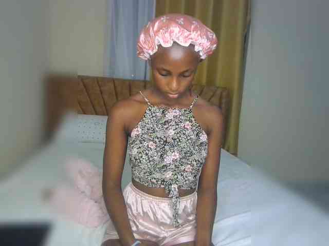 JoziBaddiee webcam
