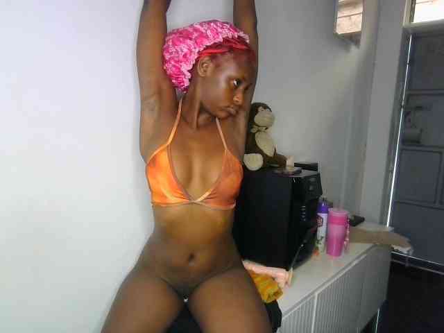 JoziBaddiee webcam