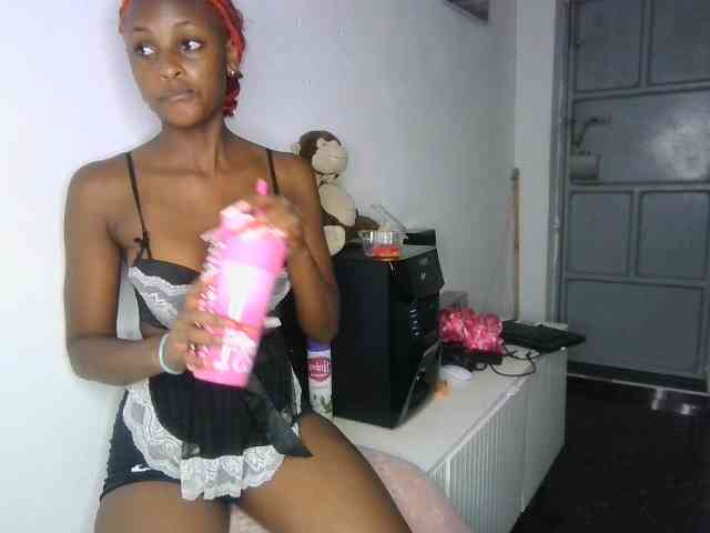 JoziBaddiee webcam